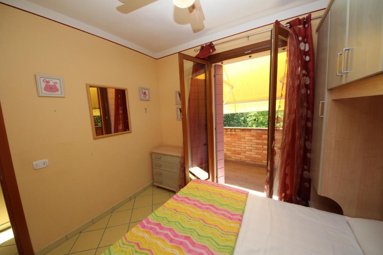 Residence Sole E Mare Appartamenti Rosolina Mare Luaran gambar