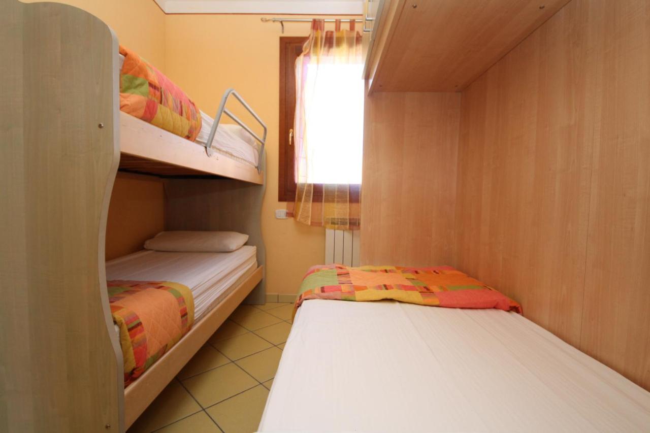 Residence Sole E Mare Appartamenti Rosolina Mare Luaran gambar