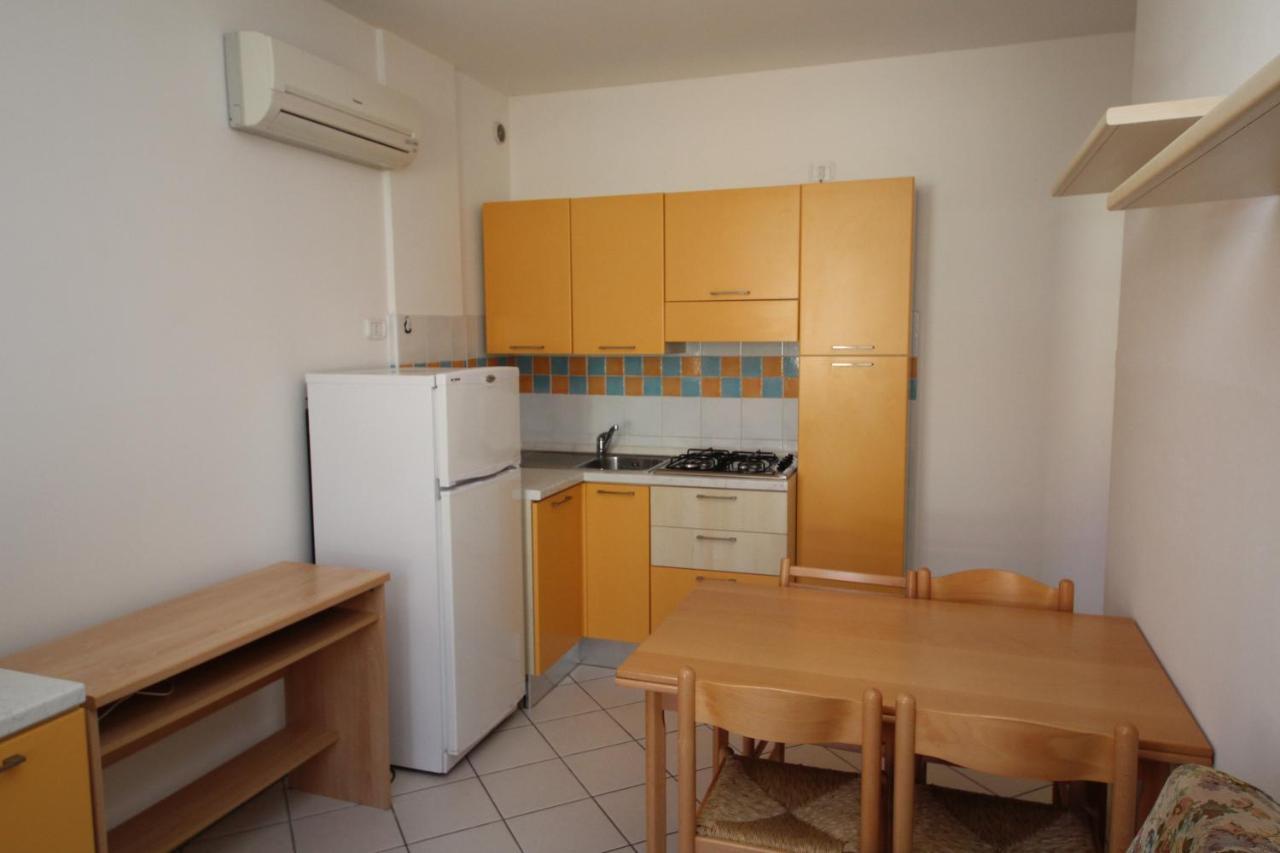 Residence Sole E Mare Appartamenti Rosolina Mare Luaran gambar